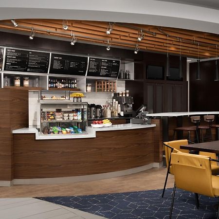 Hotel Courtyard By Marriott Syracuse Downtown At Armory Square Esterno foto
