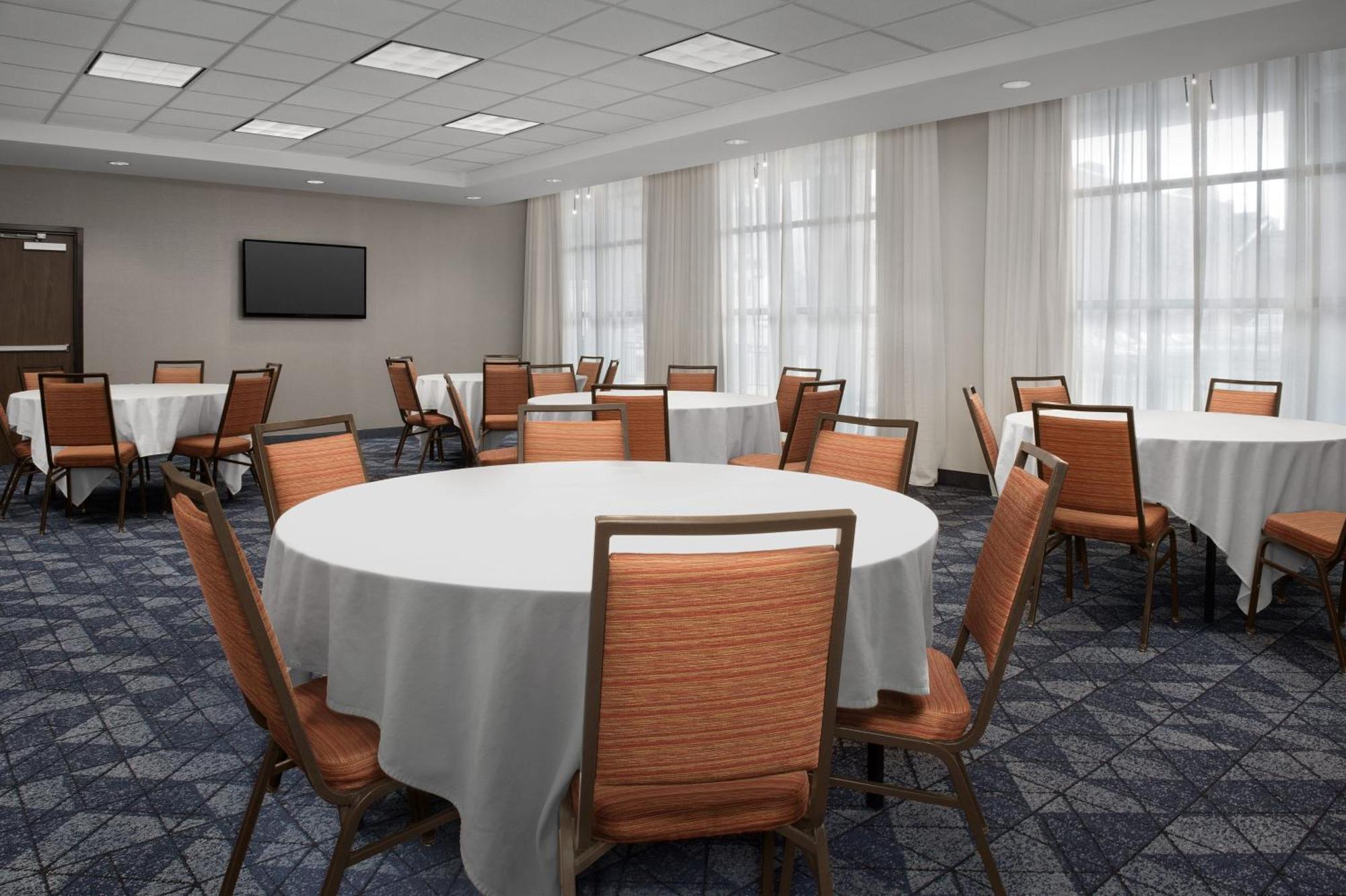 Hotel Courtyard By Marriott Syracuse Downtown At Armory Square Esterno foto